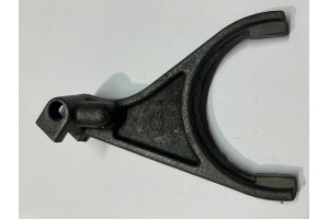 ВИЛКА ВКЛ. ПЕРЕД. МОСТА РК Патриот/Хантер косозуб. (УАЗ)