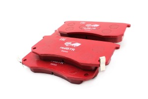 КОЛОДКА ТОРМОЗНАЯ 3160 перед. бесшумные с сигнализатором (redBTR)