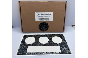 НАКЛЕЙКА ДЕКОРАТИВНАЯ НА ТОРПЕДО УАЗ ПАТРИОТ с 2016г. (КОВАНЫЙ КАРБОН)