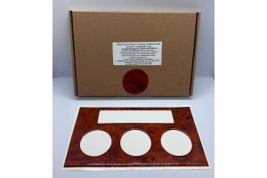 НАКЛЕЙКА ДЕКОРАТИВНАЯ НА ТОРПЕДО УАЗ ПАТРИОТ с 2016г. (ДЕРЕВО)